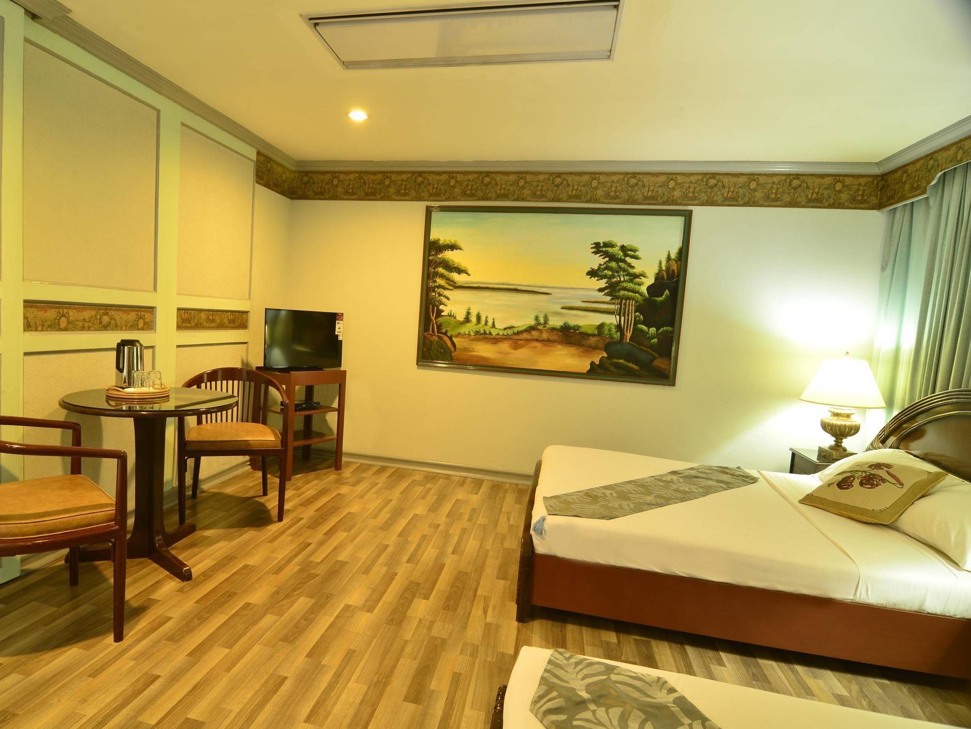 Holiday Plaza Hotel Cebu Luaran gambar