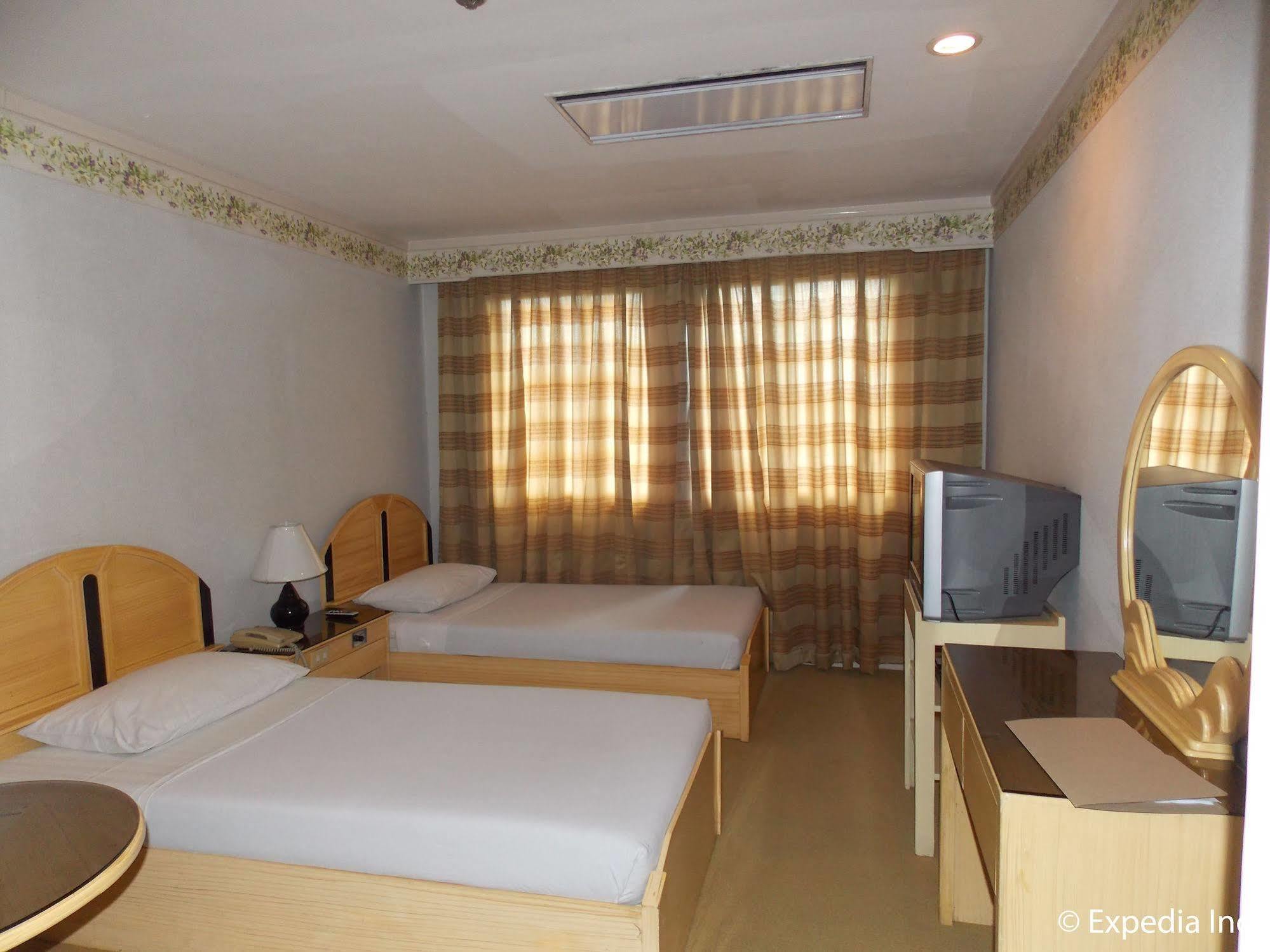 Holiday Plaza Hotel Cebu Luaran gambar
