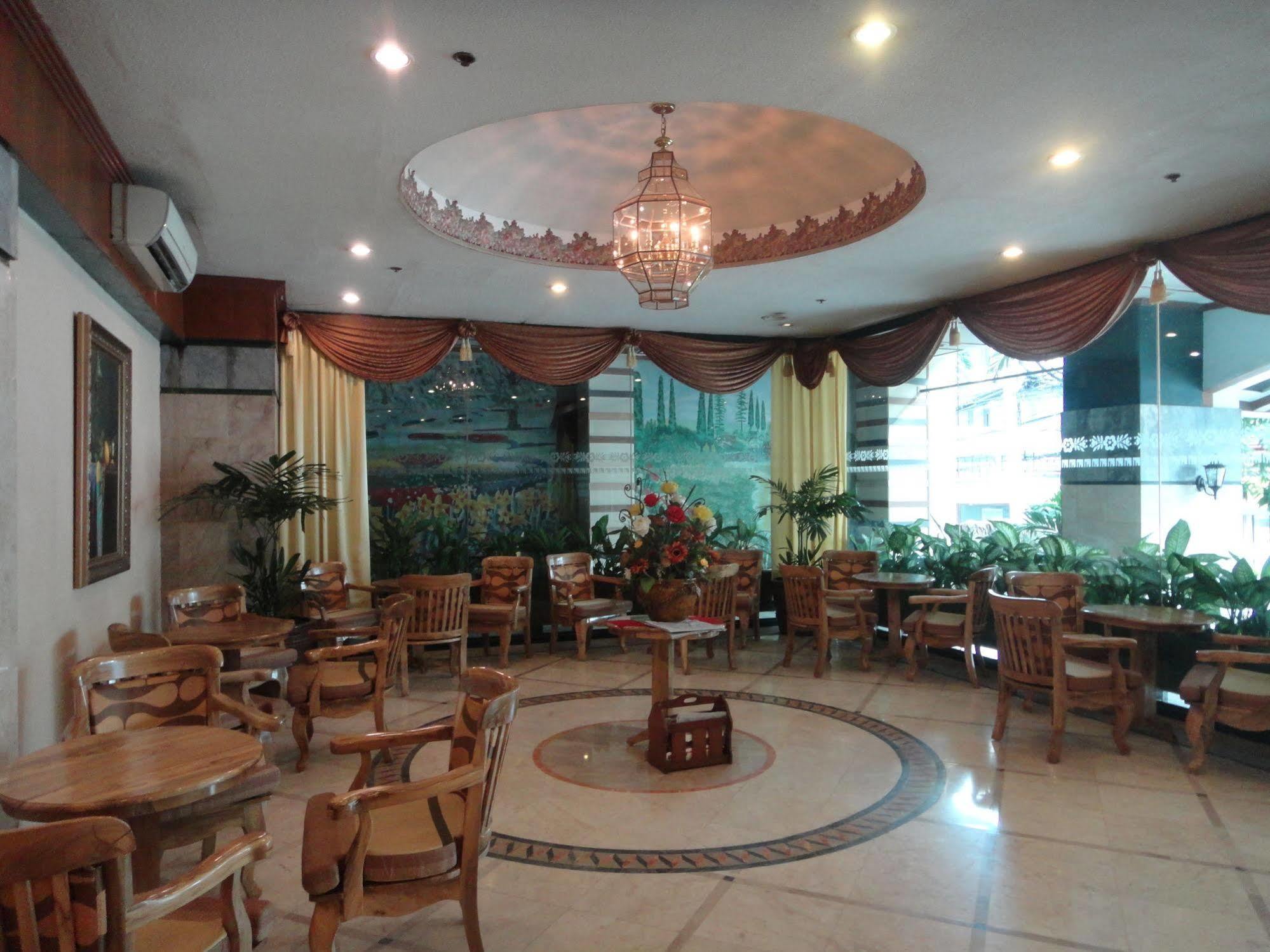 Holiday Plaza Hotel Cebu Luaran gambar
